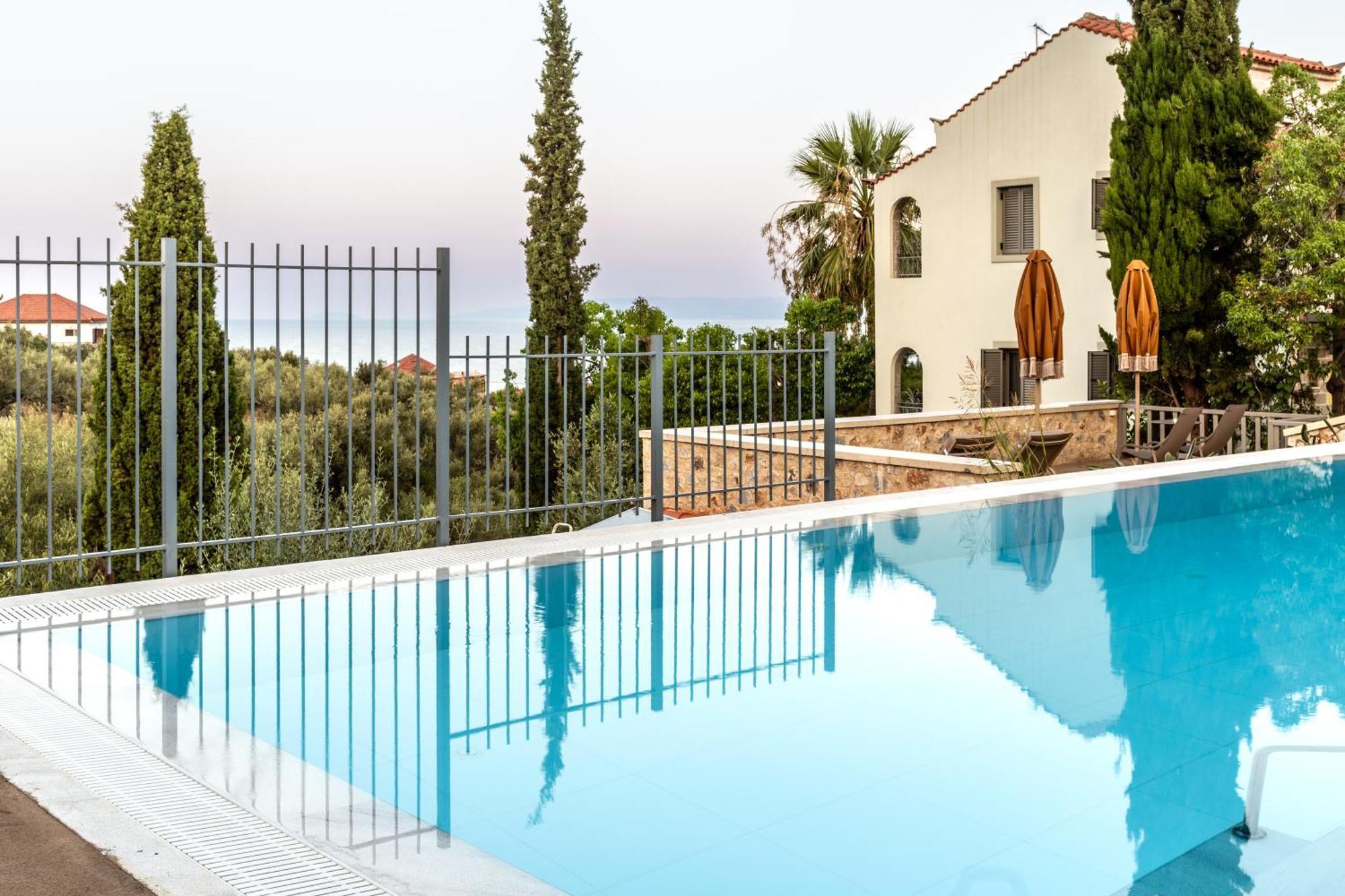 Olympia Zervea Studios With Pool - Apartment Kardamyli Exterior photo