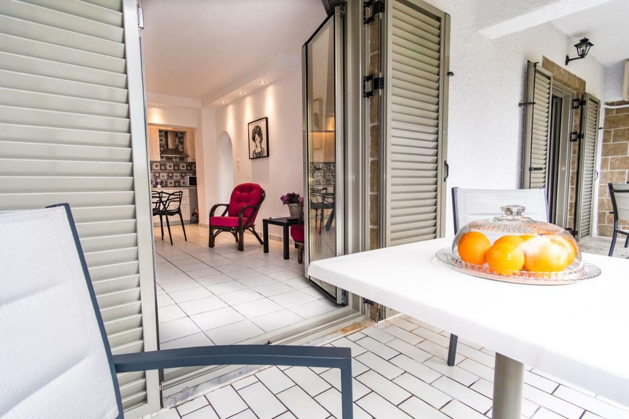 Olympia Zervea Studios With Pool - Apartment Kardamyli Exterior photo