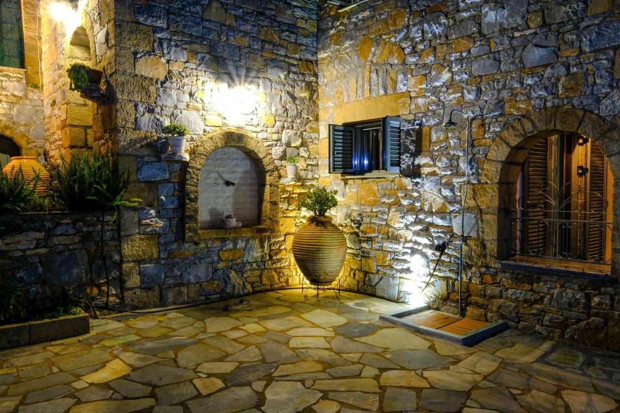 Olympia Zervea Studios With Pool - Apartment Kardamyli Exterior photo